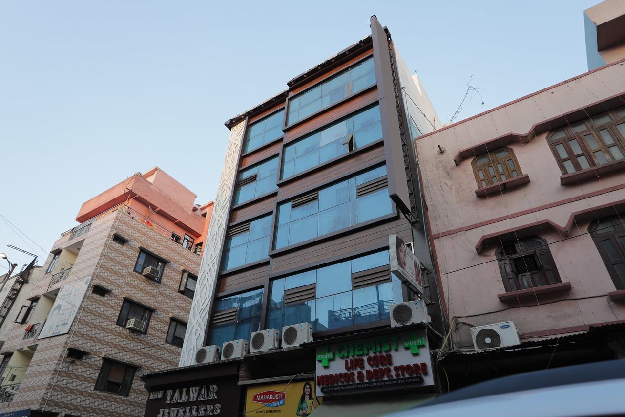 Hotel Corner Point New Delhi Eksteriør bilde
