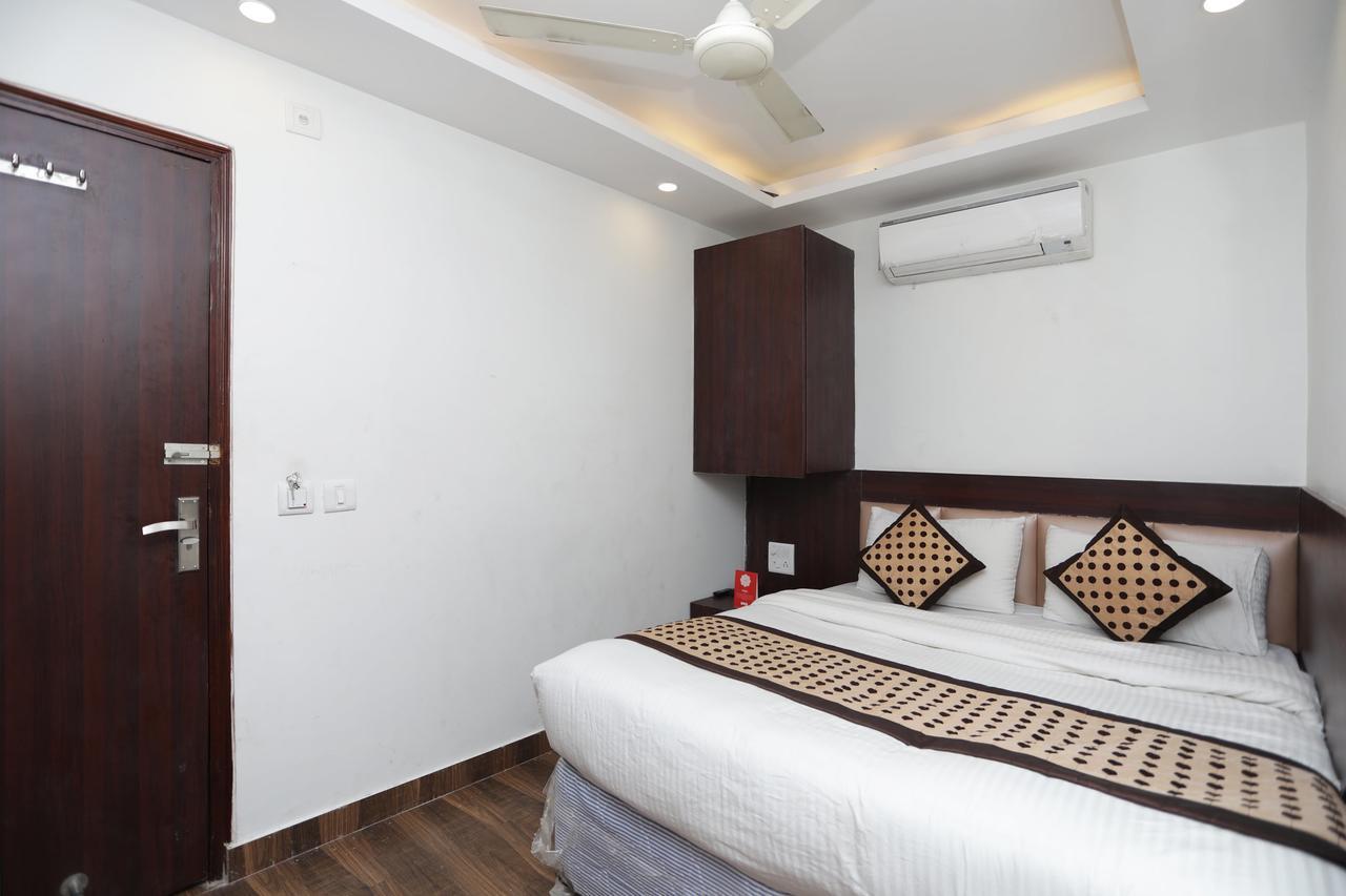 Hotel Corner Point New Delhi Eksteriør bilde