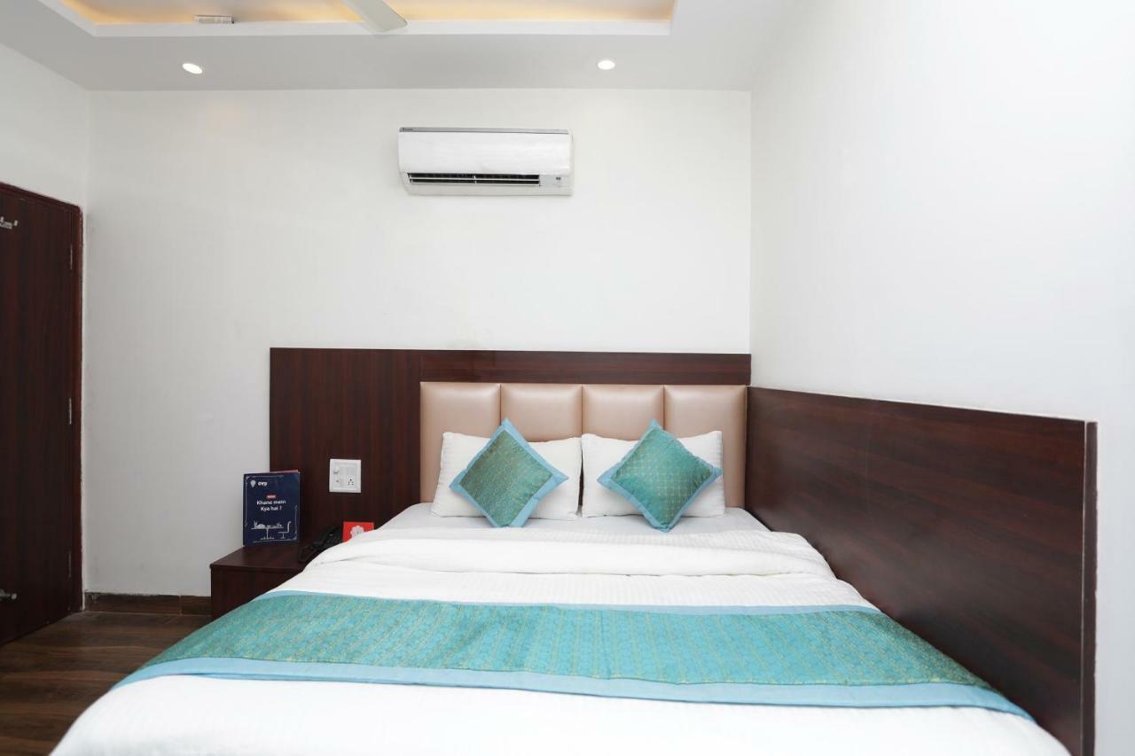 Hotel Corner Point New Delhi Eksteriør bilde